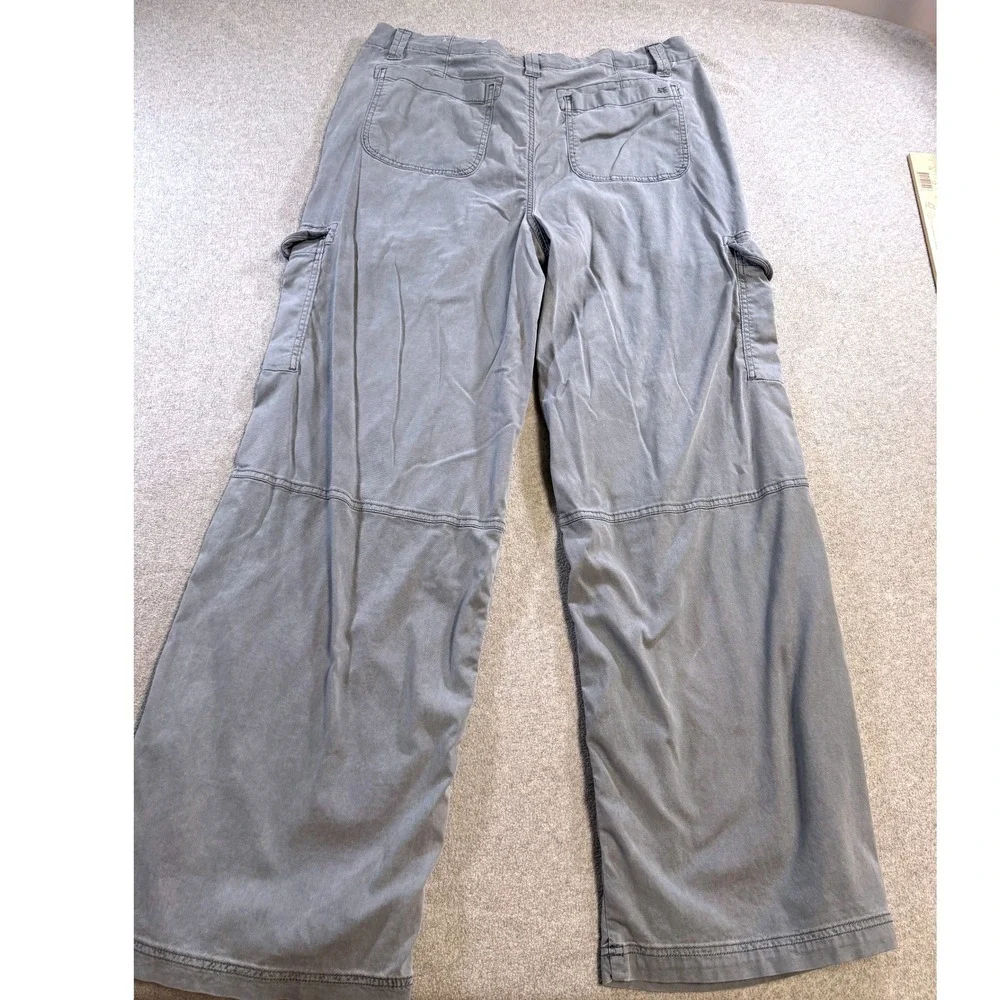 American Eagle Cargo Pants Womens Sz 16 Gray Wide Leg Utility Pockets Casual Y2K